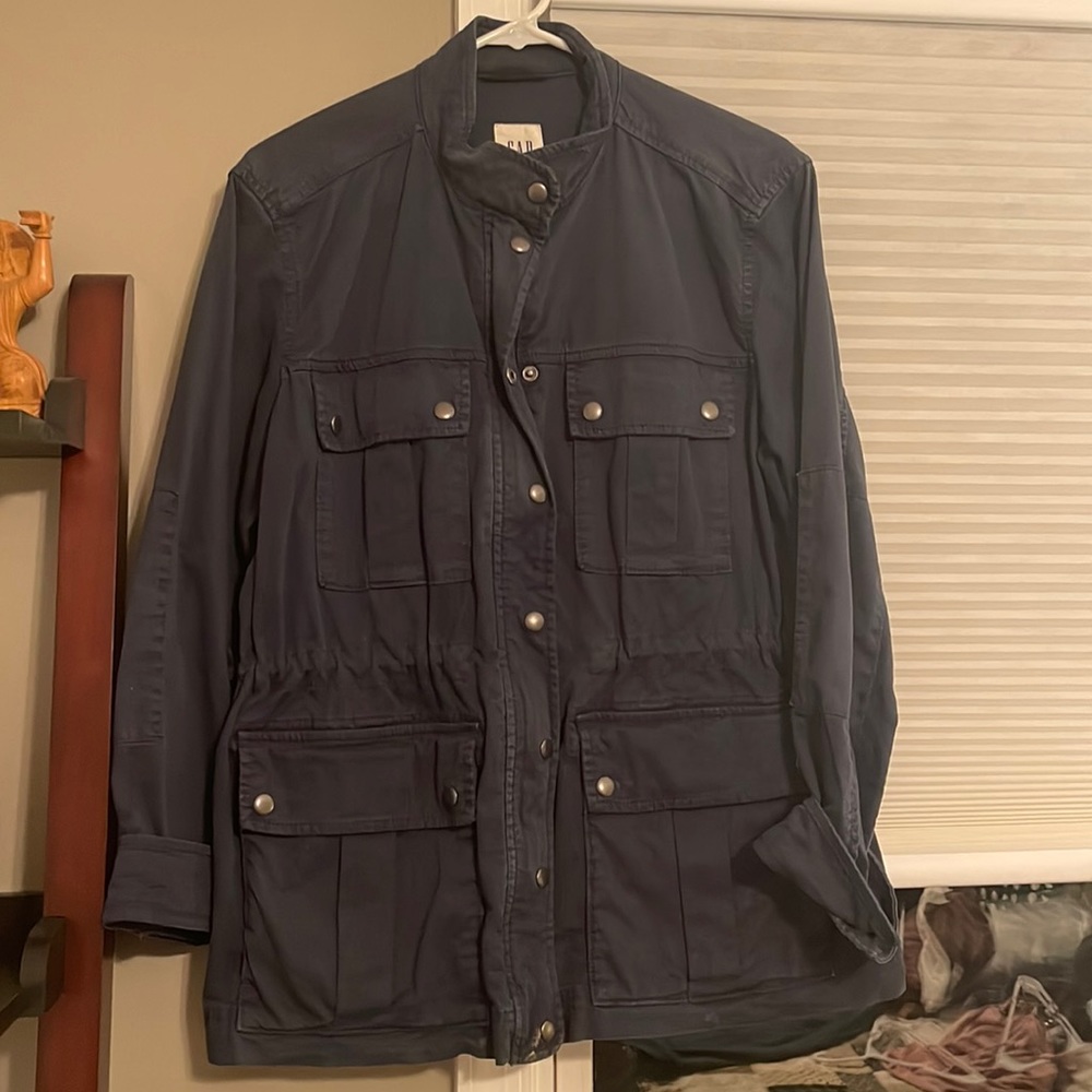 Gap woman’s cargo jacket
